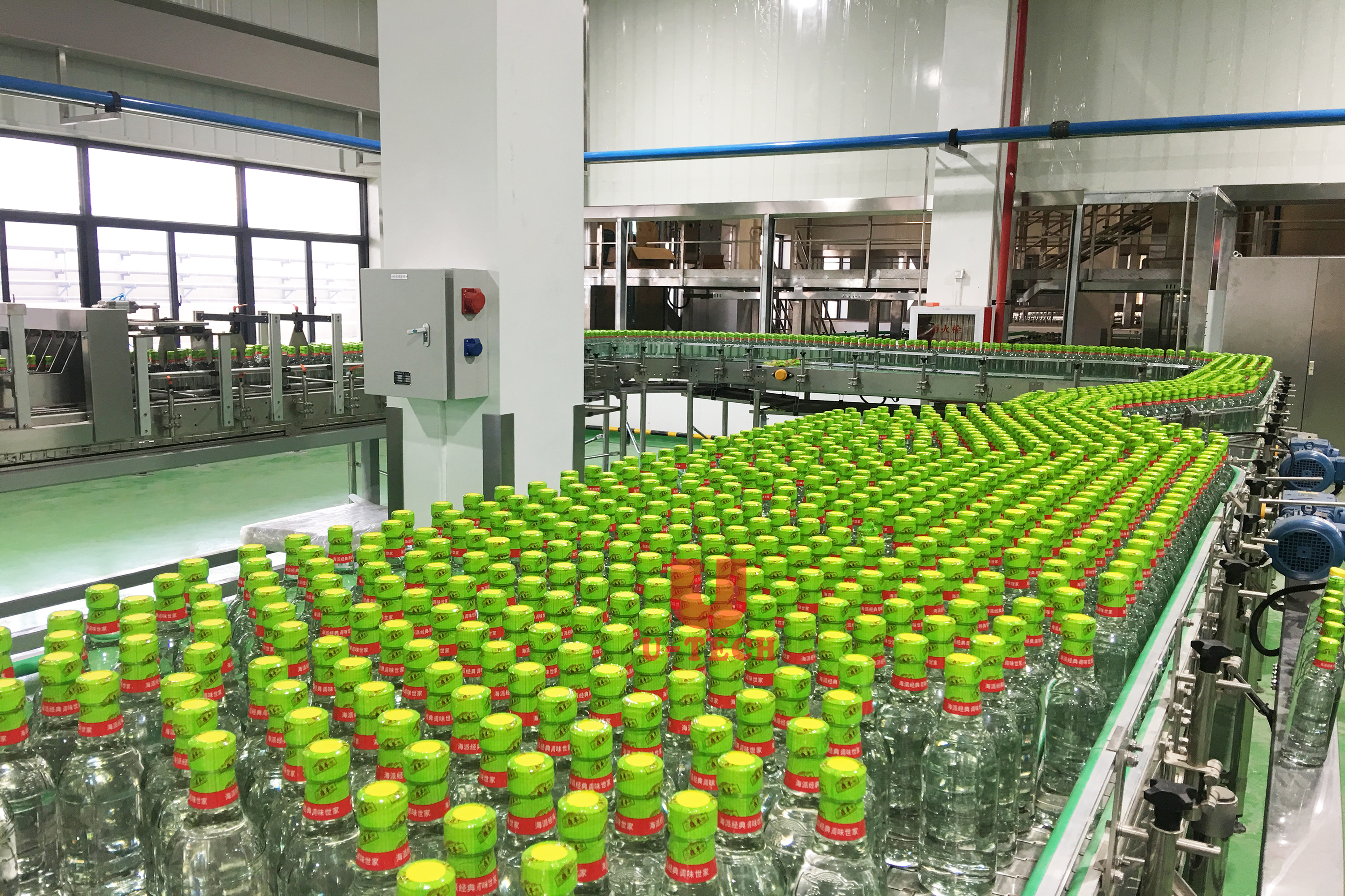 3000 - 5000BPH Botella de vidrio automática Bebida alcohólica Refrescos Llenado de vino Máquina embotelladora Línea de producción Planta
